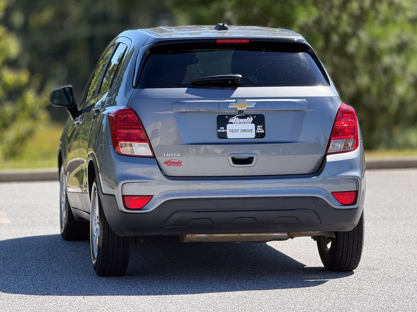 Used 2020 Chevrolet Trax LS w/ Tint and Cruise Package FWD image 5