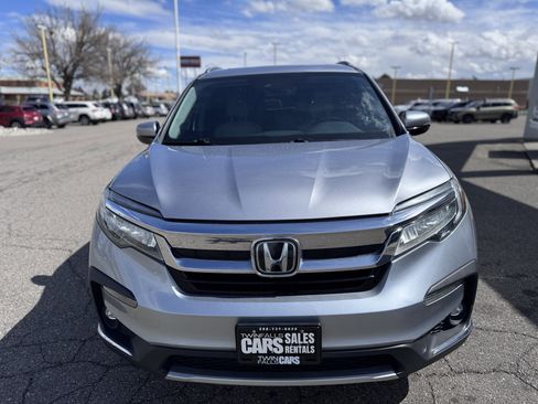 Used 2021 Honda Pilot Touring image 3