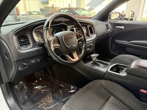 Used 2018 Dodge Charger GT AWD/4WD image 17