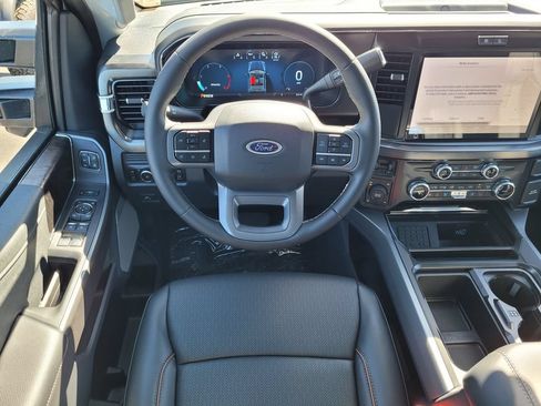New 2026 Ford F250 Lariat w/ Black Appearance Package AWD/4WD image 7