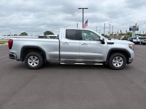 Used 2019 GMC Sierra 1500 SLE w/ SLE Value Package AWD/4WD image 8