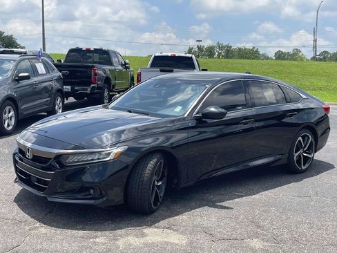 Used 2021 Honda Accord Sport image 7