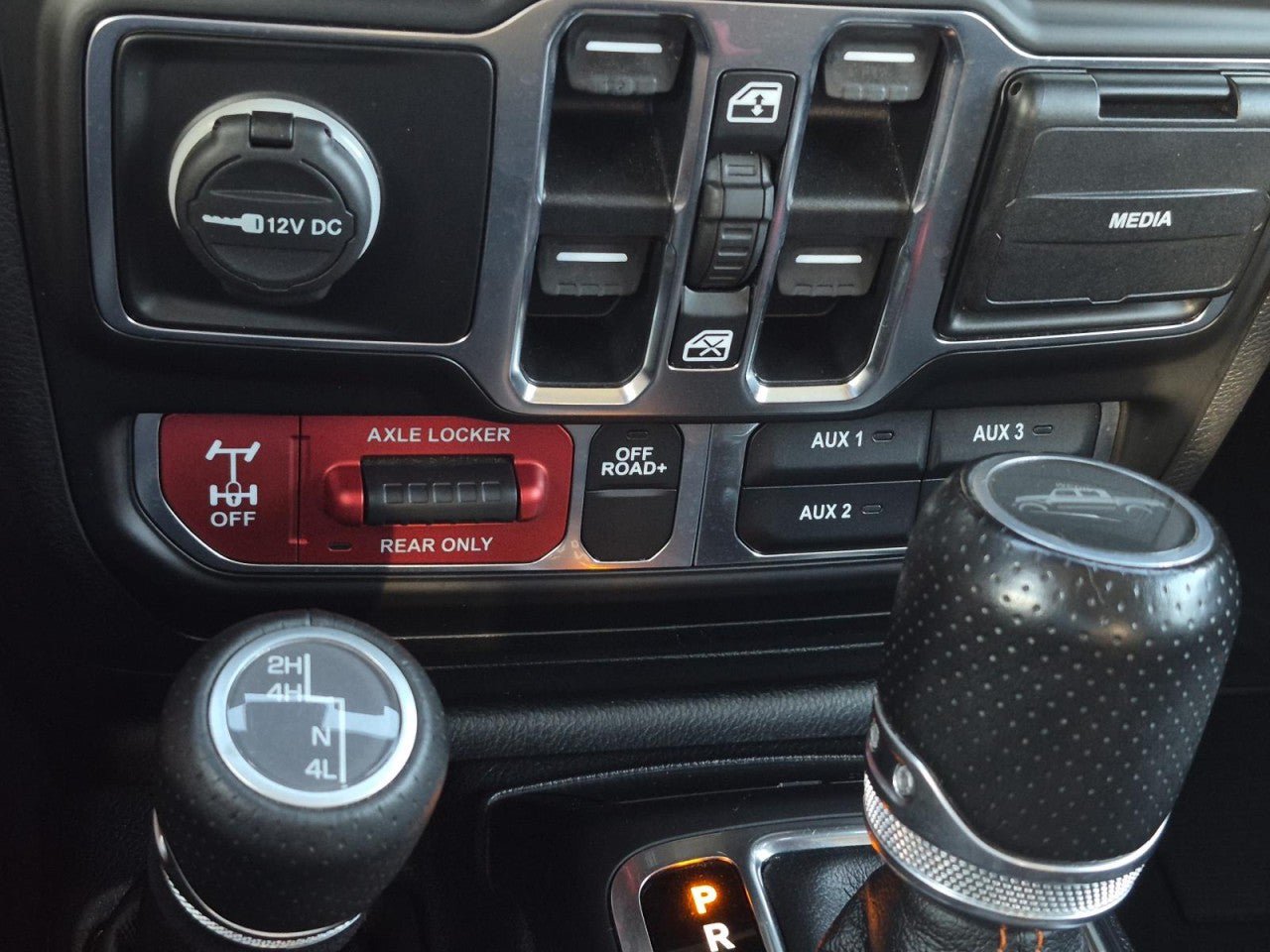 Used 2020 Jeep Gladiator Mojave AWD/4WD image 30