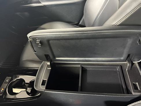 Used 2021 Toyota Prius Prime XLE w/ Carpet Mat Package (TMS) image 20