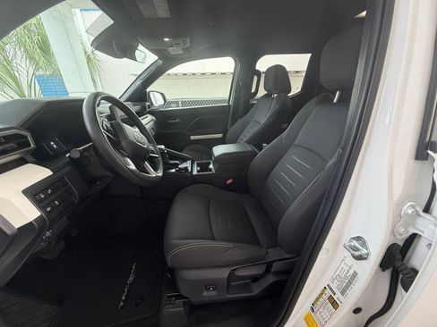 Used 2024 Toyota Tacoma TRD Off-Road image 63