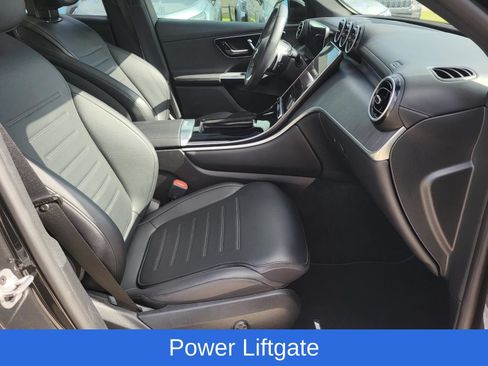 Used 2024 Mercedes-Benz GLC 300 4MATIC image 11