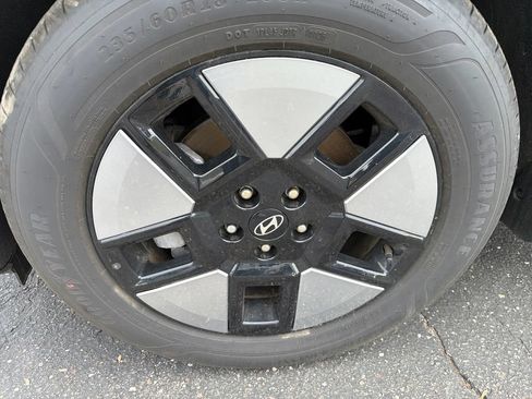 Certified 2026 Hyundai Santa Fe SEL AWD/4WD image 9