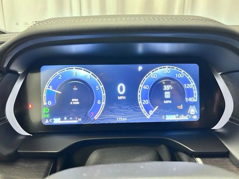 New 2025 Jeep Grand Cherokee L Overland w/ Luxury Tech Group IV AWD/4WD image 12