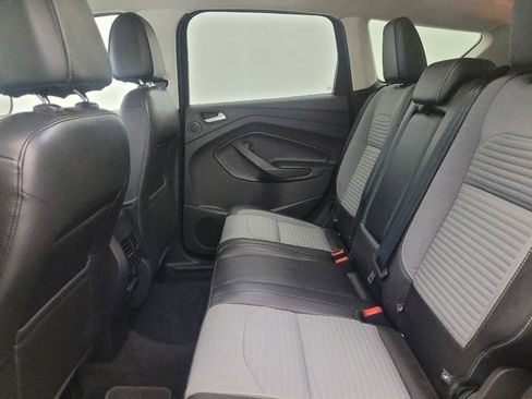 Used 2017 Ford Escape Titanium FWD image 18