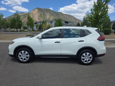 Used 2018 Nissan Rogue S AWD/4WD image 6