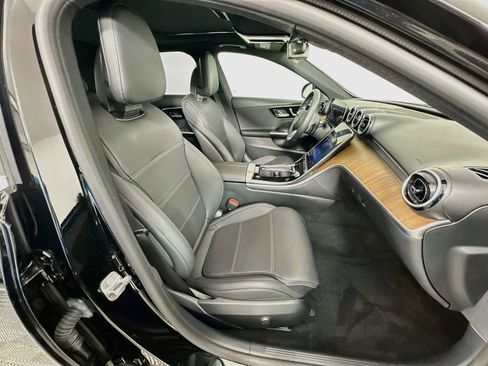 Used 2024 Mercedes-Benz C 300 4MATIC Sedan image 28