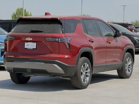 New 2026 Chevrolet Equinox LT FWD image 4