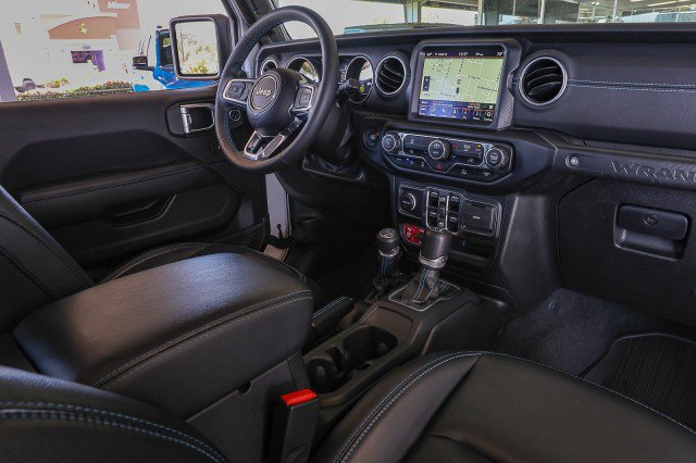 Used 2023 Jeep Wrangler Unlimited Rubicon 4xe AWD/4WD image 37