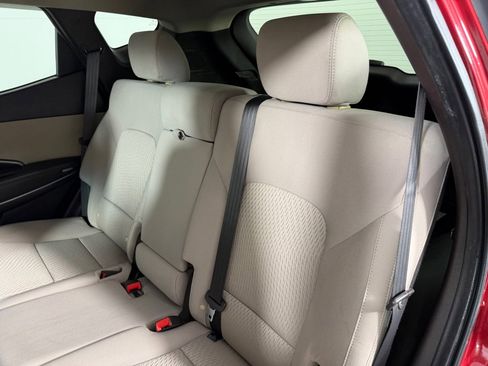 Used 2017 Hyundai Santa Fe Sport image 19