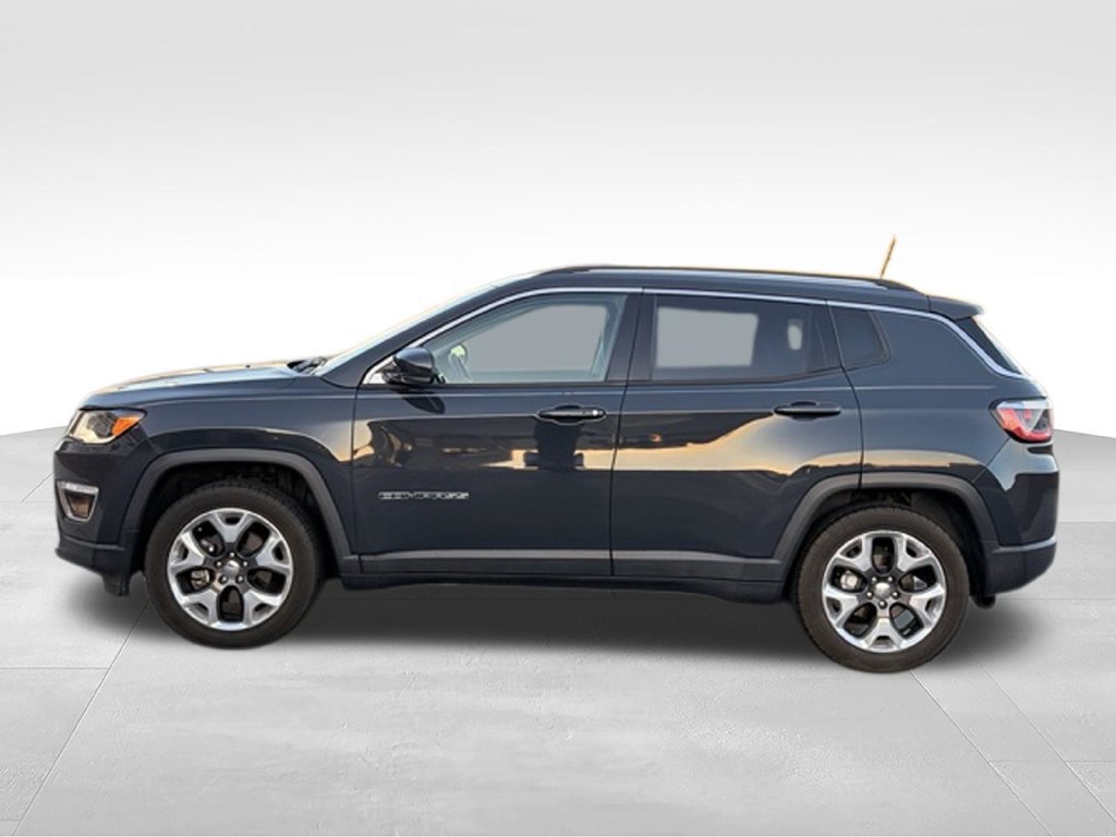 Used 2018 Jeep Compass Limited w/ Navigation Group FWD image 10