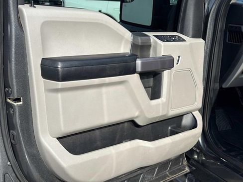 Used 2020 Ford F150 XLT w/ Equipment Group 302A Luxury image 12