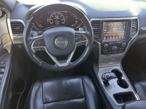Used 2015 Jeep Grand Cherokee Overland image 12