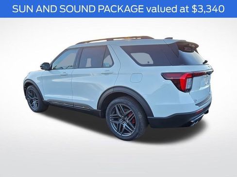 New 2026 Ford Explorer ST w/ Sun And Sound Package image 7