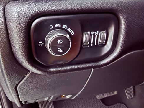 Used 2024 RAM 2500 Laramie w/ Safety Group AWD/4WD image 12