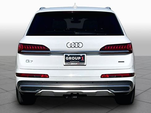 Used 2023 Audi Q7 3.0T Premium w/ Convenience Package AWD/4WD image 4