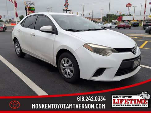 Used 2015 Toyota Corolla L FWD image 1