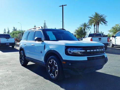 Certified 2023 Ford Bronco Sport Outer Banks w/ Tech Package image 8