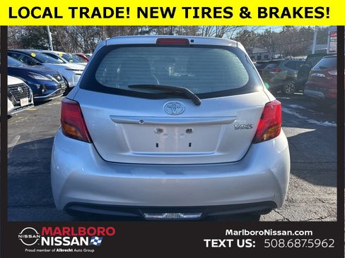 Used 2016 Toyota Yaris L image 6