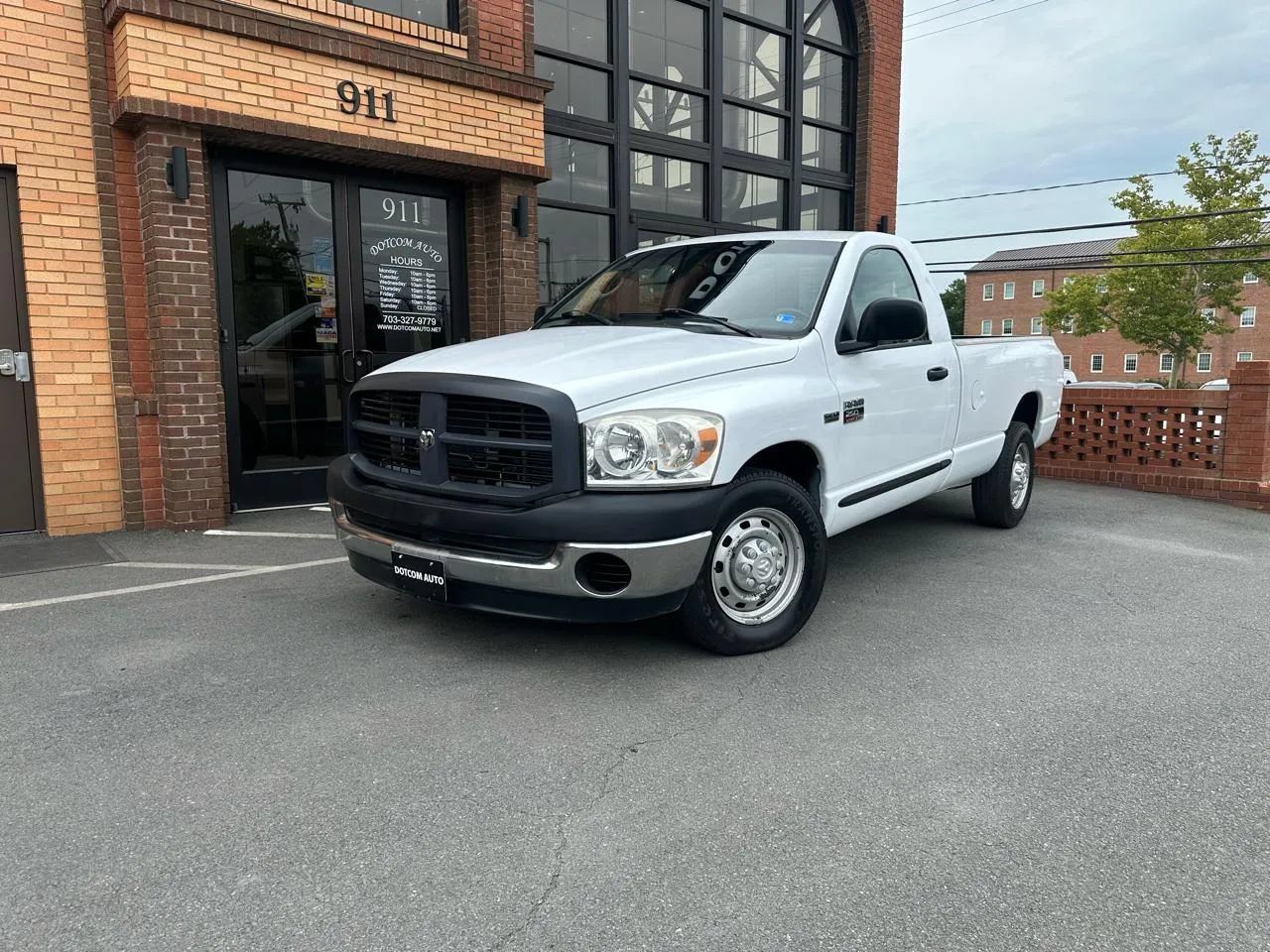 Used 2007 Dodge Ram 2500 Truck ST w/ Trailer Tow Group RWD image 2