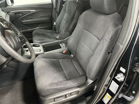 Used 2022 Honda Pilot Sport image 15