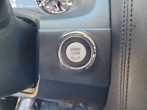 Used 2021 Nissan Armada SL w/ Captain's Chairs Package AWD/4WD image 38