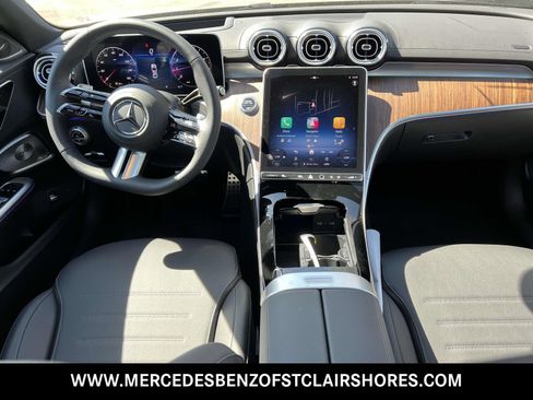 Used 2025 Mercedes-Benz C 300 4MATIC Sedan image 15