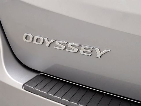 Used 2023 Honda Odyssey Touring image 12