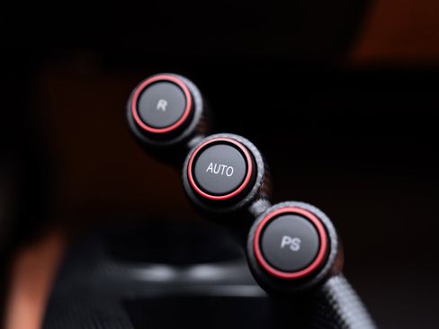 Used 2020 Ferrari 488 Pista Spider image 75