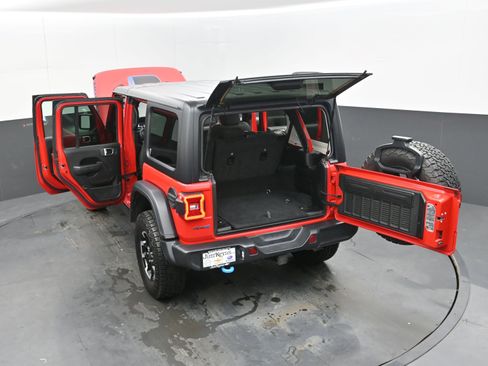 Used 2024 Jeep Wrangler Unlimited Rubicon 4xe image 46
