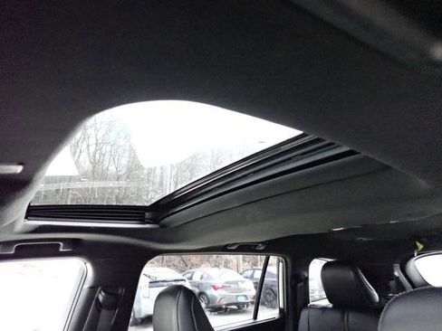 Certified 2023 Toyota Highlander XSE image 24