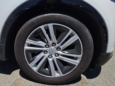 Used 2024 Cadillac Lyriq Tech RWD image 23