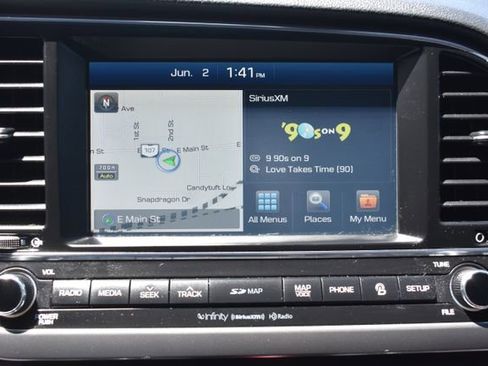Used 2017 Hyundai Elantra Limited w/ Limited Ultimate Package 09 FWD image 27