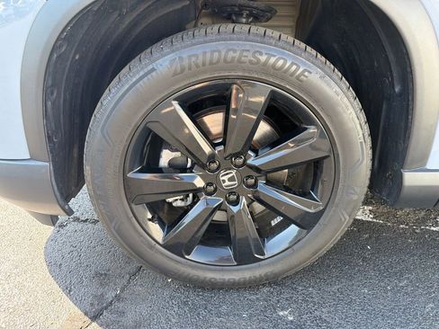Used 2025 Honda Pilot Black Edition image 10