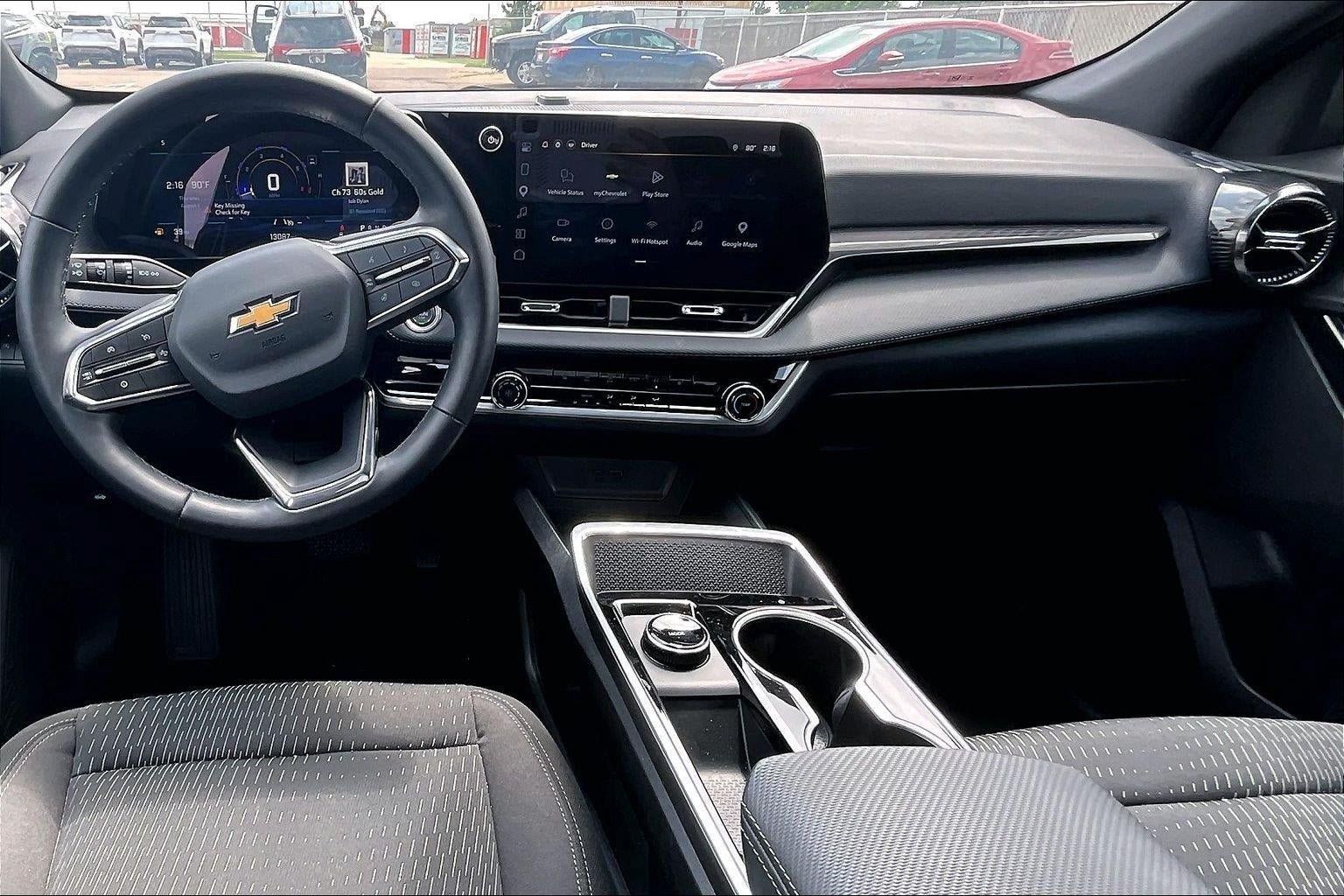 Used 2026 Chevrolet Equinox LT FWD image 16