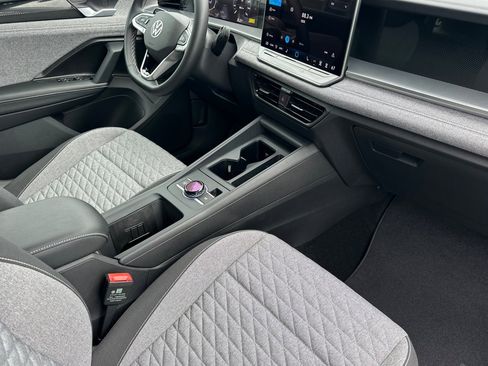 New 2025 Volkswagen Tiguan S image 14