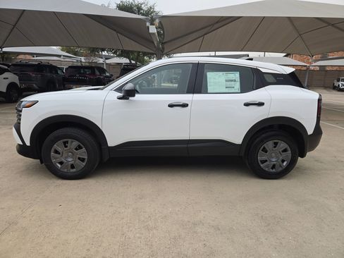 New 2026 Nissan Kicks S image 6