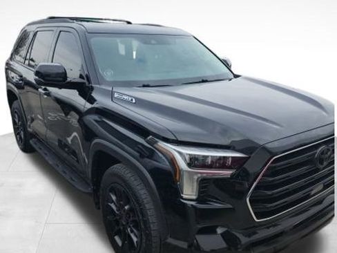 Used 2024 Toyota Sequoia Limited image 3