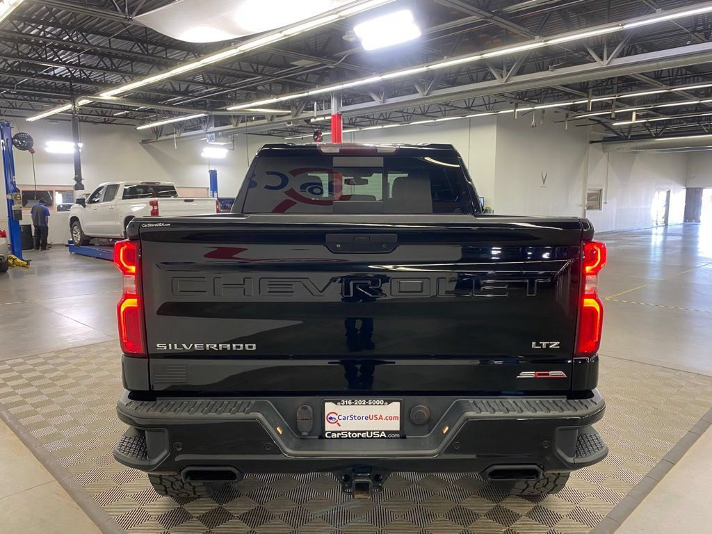 Used 2020 Chevrolet Silverado 1500 LTZ w/ LTZ Plus Package AWD/4WD image 7