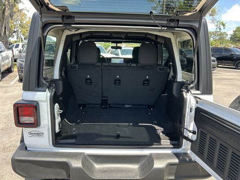 New 2026 Jeep Wrangler Unlimited Sport AWD/4WD image 7