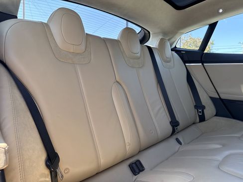 Used 2012 Tesla Model S Performance RWD image 21