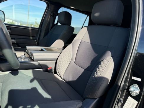 Used 2025 Toyota Sequoia SR5 image 5