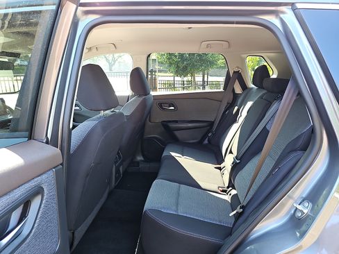 Certified 2023 Nissan Rogue SV AWD/4WD image 10