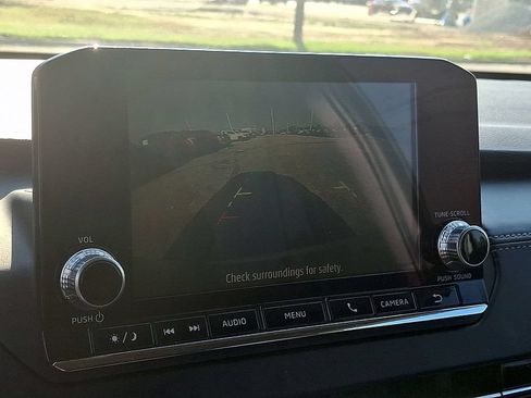 Used 2022 Mitsubishi Outlander ES FWD image 17