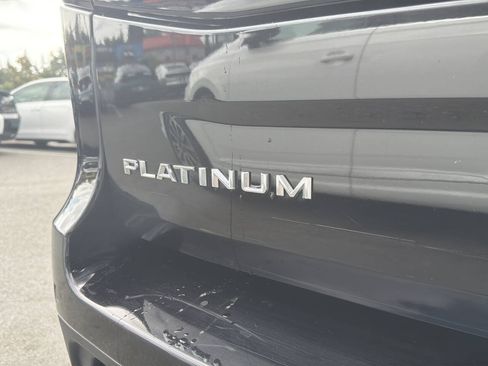 Used 2025 Ford Expedition Max Platinum AWD/4WD image 12