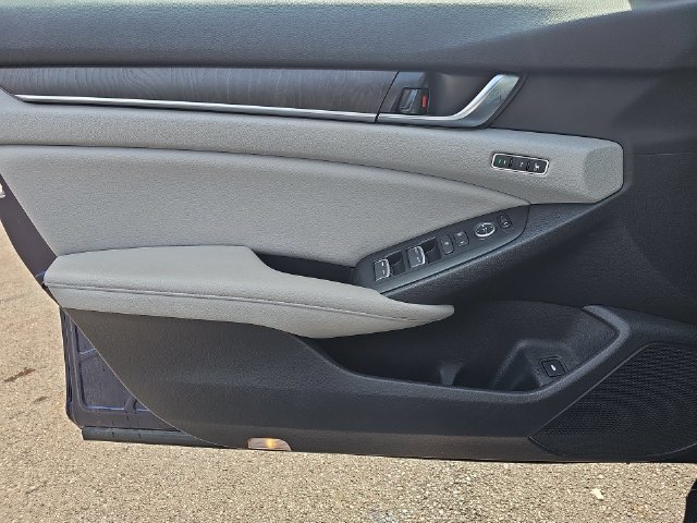 Used 2019 Honda Accord EX-L image 32